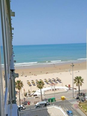 Playa Victoria Paseo Marítimo 3 Rooms, Cadiz
